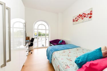 1 bed studio, The Old Railway Shed, 2 Upperton Rd, City Centre, Leicester, LE30BG - Image 3